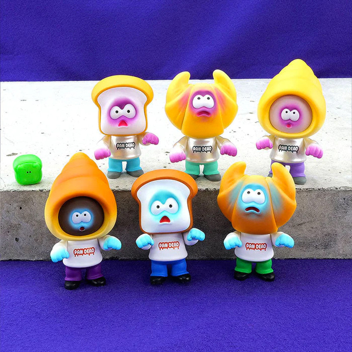 Human Robot Figure Collection Pandead Bread Zombies Blindbox Land